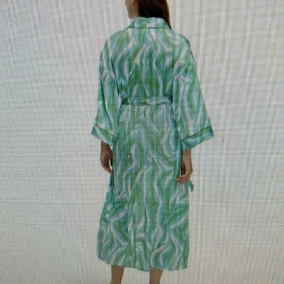 DVF Long Satin Disco 🪩 Zebra 🦓 Green Tie Robe 👘 Gorgeous! - Picture 16 of 17